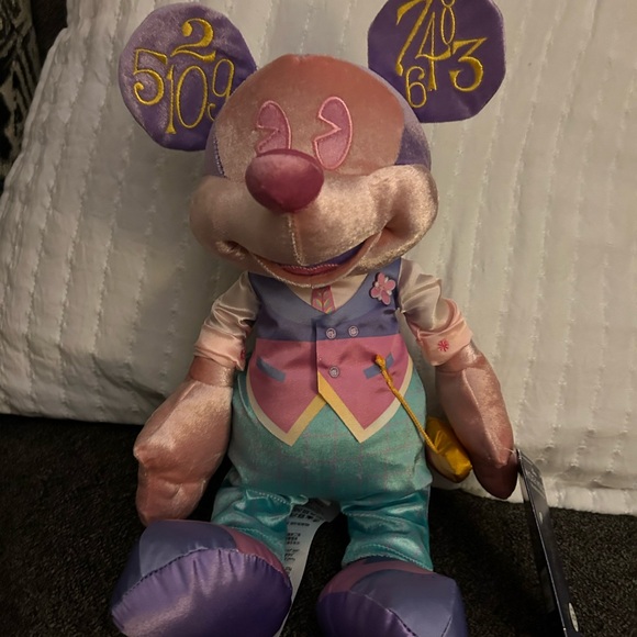 It’s A Small World Loungefly Trio - Picture 5 of 16